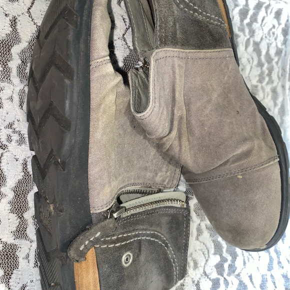 Grey booties - Picture 2 of 2